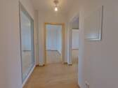 Eingangsflur - 2 Zimmer Etagenwohnung in Lutherstadt Wittenberg
