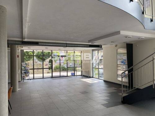 Eingangsbereich - vielseitig nutzbare Büro-Lagerfläche an der Hauptstraße