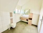 Modernes zweites Badezimmer DG - 