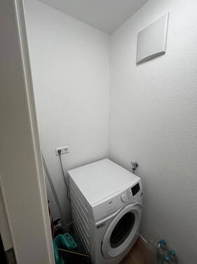 Abstellkammer mit Wasseransch. - 