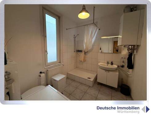 Bad - 5 Zimmer Etagenwohnung in Stuttgart