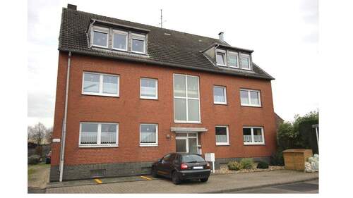 Außenansicht - Moderne Dachgeschosswohnung in Wickrathhahn