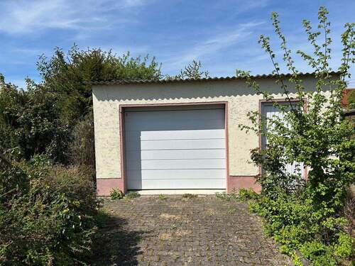Garage - 