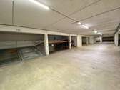 Ansicht der Tiefgarage in Garching an der Alz - Garage, Stellplatz zum Kaufen in Garching an der Alz