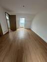 Wohnbereich - 1 Zimmer Etagenwohnung zur Miete in Kranichfeld
