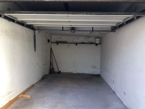 Garage - 