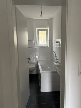 Badezimmer - Etagenwohnung mit 43,70 m² in Sundern zur Miete