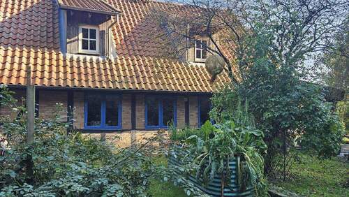 Front - Mehrfamilienhaus, Wohnhaus mit 365,40 m&sup2; in Rieseby zum Kaufen