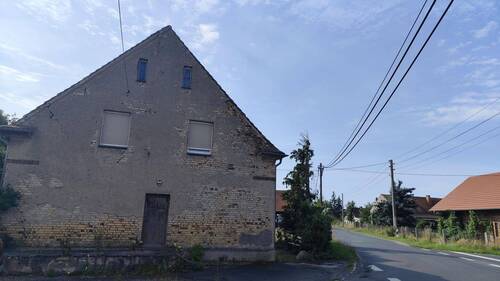 Giebelseite - 7 Zimmer Einfamilienhaus zum Kaufen in Rothenburg