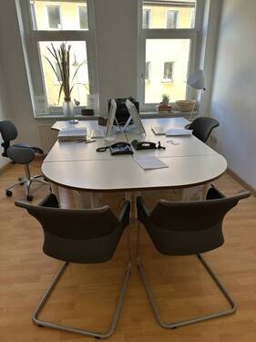 AnKaSa Immobilien GmbH - AnKaSa GmbH*Bürofläche 1 Bürozimmer*EBK*1.OG*Bad+Dusche+Wanne*Stellplatz mgl.