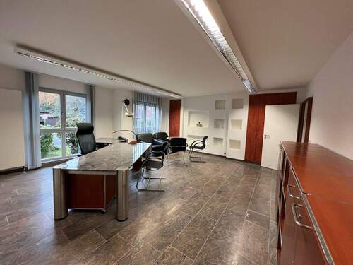 Büro_1.jpg - 