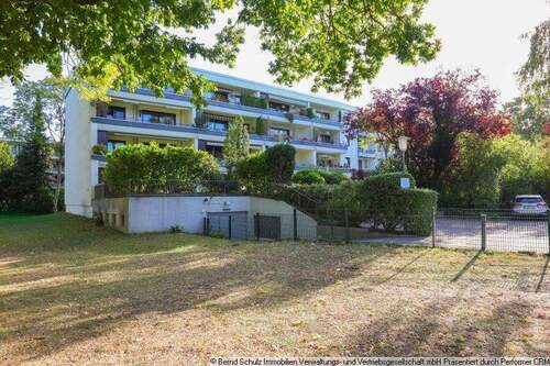 28 Hausansicht Balkonseite - 