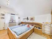Schlafzimmer 1 DG - 