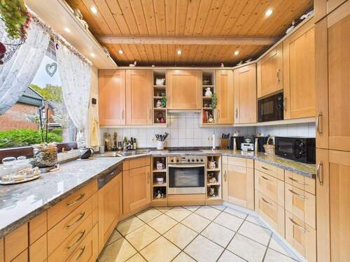 Küche - 4 Zimmer Reihenmittelhaus zum Kaufen in Seevetal