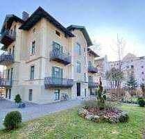 Hübsche 2-Zimmer-DG-Wohnung mit Balkon und Kfz-Außenstellplatz in Bad Reichenhall.