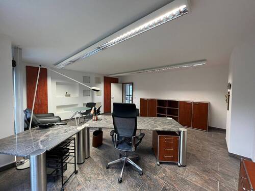Büro 1.jpg - 7 Zimmer Büro in Herne