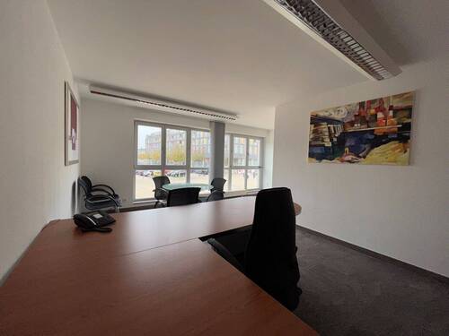Büro 3.jpg - 