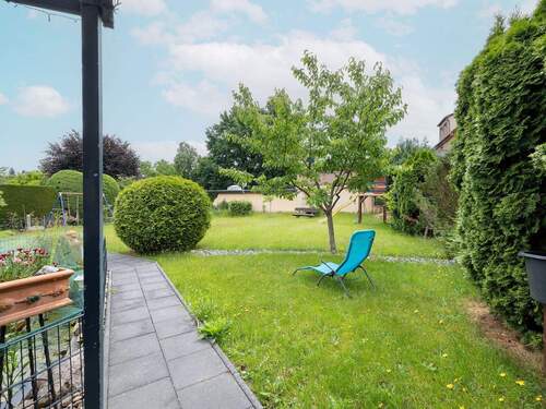 Weitläufiger Garten mit viel Platz für Familie und Freizeit - Mehrfamilienhaus, Wohnhaus mit 291,60 m&sup2; in Bad Salzuflen zum Kaufen