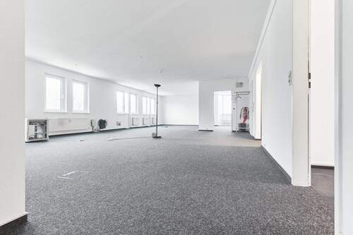 Große Bürofläche - Büro zur Miete in Achim