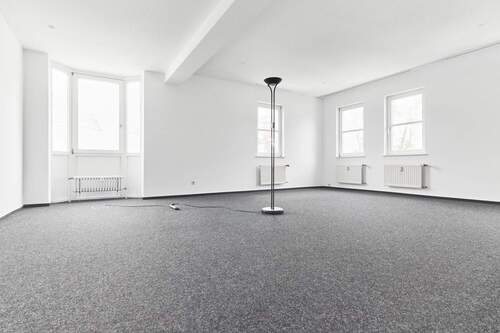 1. Besprechungsraum bzw. Bürofläche - Büro in Achim