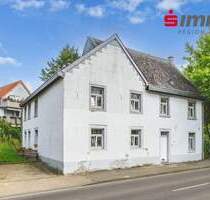 Denkmalgeschütztes historisches Mehrfamilienhaus mit drei Wohneinheiten in beliebter und ruhiger Lage - Aachen Eilendorf