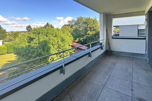 Balkon - 3 Zimmer Etagenwohnung in Sachsenheim / Großsachsenheim