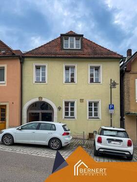 Vorderseite - 5 Zimmer Einfamilienhaus zum Kaufen in Stadtsteinach