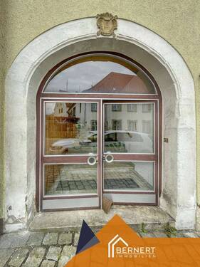 Hauseingang - Einfamilienhaus mit 246,00 m&sup2; in Stadtsteinach zum Kaufen