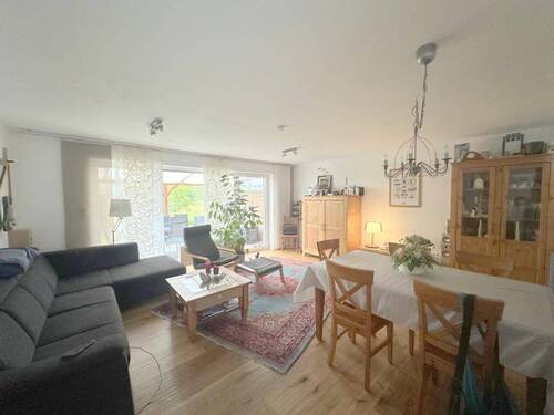 Wohn- Esszimmer - 