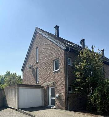 Ansicht - 6 Zimmer Reihenendhaus zum Kaufen in Mönchengladbach / Wickrath