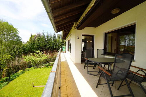 Loggia EG - Einfamilienhaus mit 210,50 m&sup2; in Schieder-Schwalenberg zum Kaufen