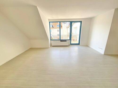 Wohnzimmer - Etagenwohnung mit 81,00 m&sup2; in Krefeld zur Miete