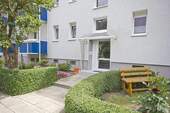 Eingangsbereich - 2 Zimmer Etagenwohnung zur Miete in Halle (Saale)
