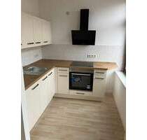 Helle 2-Zimmer mit EBK, neuem Laminat und Dusche in zentraler Lage! - Chemnitz Sonnenberg