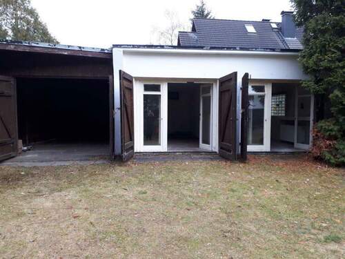 Garagen - 4 Zimmer Einfamilienhaus zum Kaufen in Hamburg