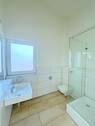 Bad OG mit Dusche - 
