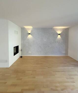 Wohnzimmer mit Kamin - 