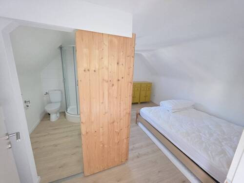 Schlafen/Duschbad, DG - 