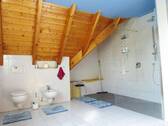 Badezimmer mit neue begehbare Dusche - 