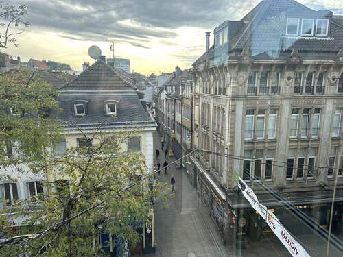 Aussicht aus Zimmer 2 - Büro in Düsseldorf zur Miete