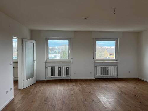 Wohn-und Schlafbereich - Helles Studio Apartment - zentral in Preungesheim