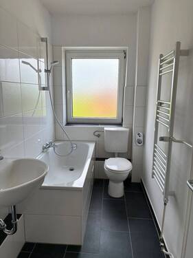 Bad - 2 Zimmer Etagenwohnung in Kiel
