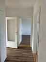 Flur - Etagenwohnung mit 65,30 m&sup2; in Kiel zur Miete