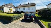 3 Hausansicht - 6 Zimmer Einfamilienhaus in Kalefeld