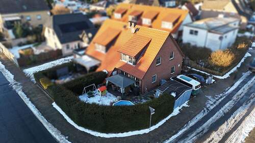 Drohnenbild - 5 Zimmer Doppelhaushälfte zum Kaufen in Weyhausen