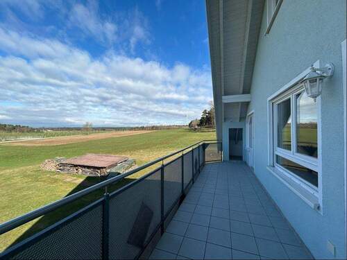 Balkon - Etagenwohnung mit 130,00 m&sup2; in Schopfloch zur Miete