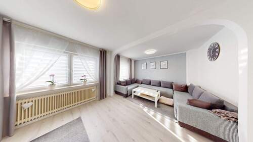 Wohnzimmer/ Einheit 2.OG - 1 Zimmer Mehrfamilienhaus, Wohnhaus zum Kaufen in Bremen