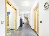 Flur EG - 6 Zimmer Doppelhaushälfte in Moorenweis