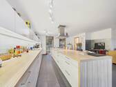 Küche - Doppelhaushälfte mit 191,00 m&sup2; in Moorenweis zum Kaufen