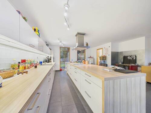 Küche - Doppelhaushälfte mit 191,00 m&sup2; in Moorenweis zum Kaufen